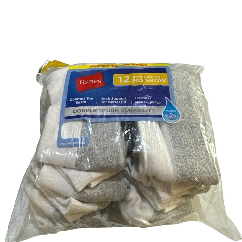 Hanes Boys' 12pk Cushioned Crew Socks Double Tough White Size L (3-9)
